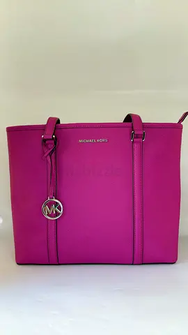 Michael Kors Saffiano Jet Set Medium Tote Bag