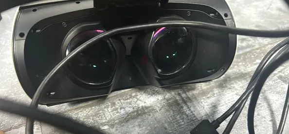 Virtual Reality Headset for Immersive Experiences