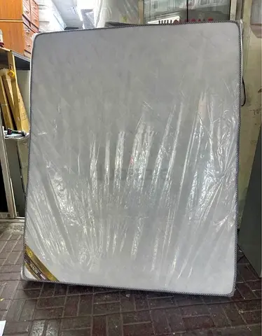 180x200cm king size mattress. All times delivery available