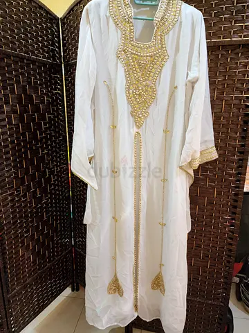 Elegant White Kaftan with Gold Embellishments
