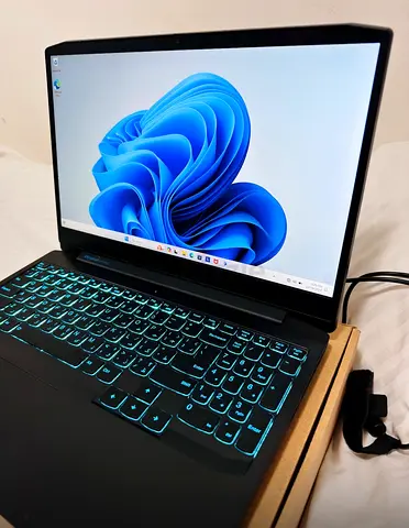 Lenovo idea pad, Core i5 10th Gen,32GB RAM, 1Tb HardDrive,128 Ssd, 4gb 1650 NVIDIA graphic card