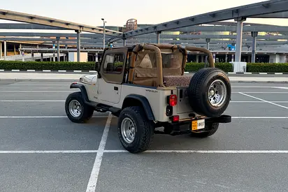 Jeep Wrangler JY 1995 GCC Specs For Sale (Accident Free / Manual Gear)