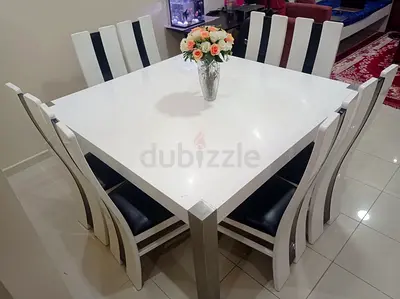 Elegant White Dining Table Set with 8 Chairs - Excellent Condition