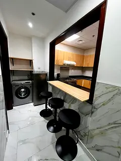 Beautiful fully closed private partition in all female apartment