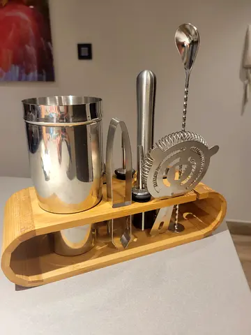 Brand New Never Used - Stylish Bartending Set, At home bartender mix for Mocktails,Cocktails,drinks