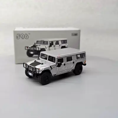596 hummer H1 silver