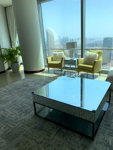 The One Coffee Table bought for 4000 and selling for 2000 Dhs  - Stylish Modern with Glass Top