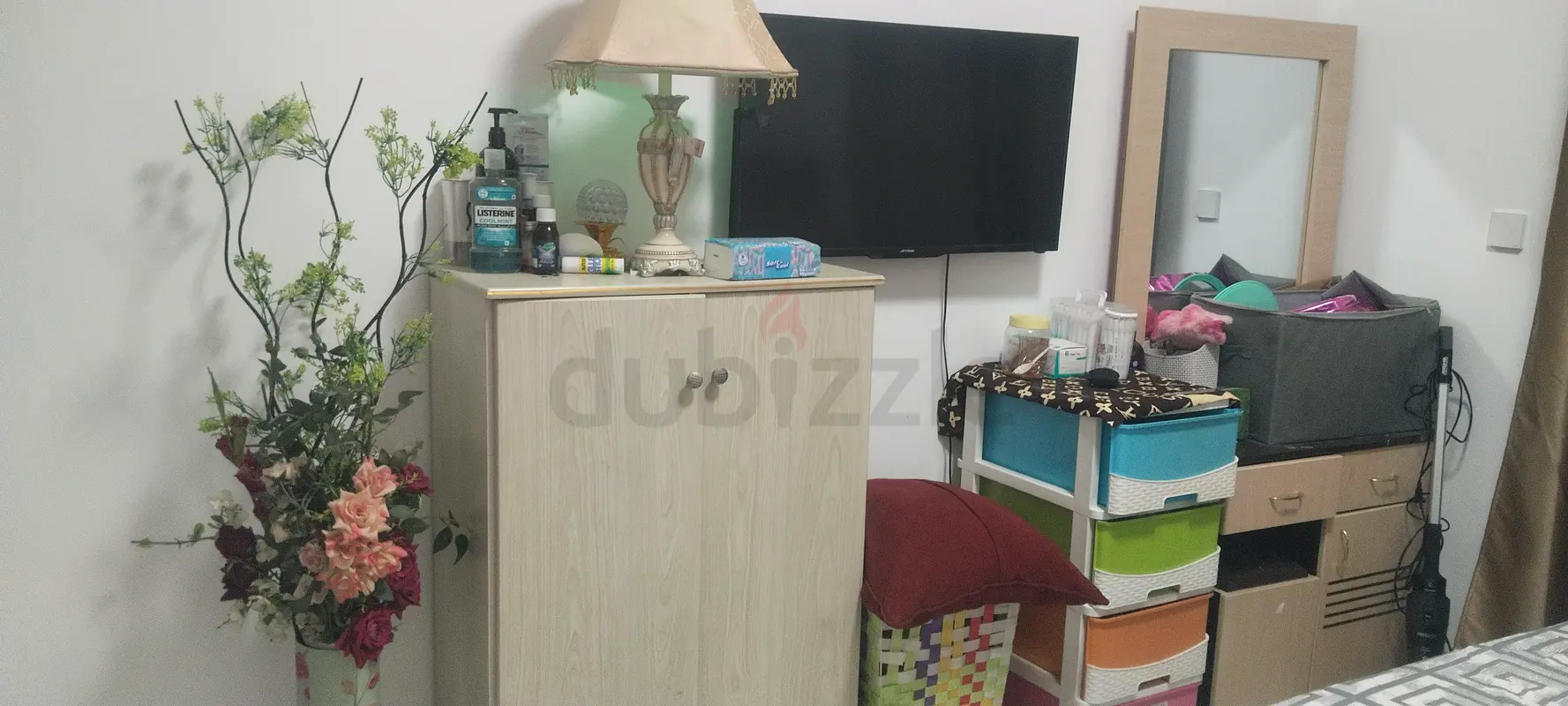 غرفة تنفيذية للإيجار
