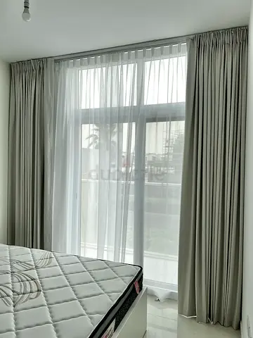 Curtain with Installation