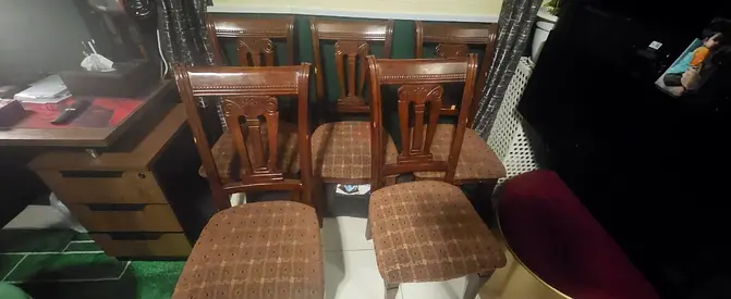 Set of 5 Elegant Wooden Chairs
