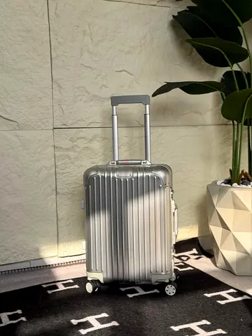 Rimowa Silver Roller Luggage for Effortless Travel