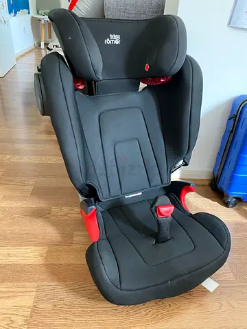Baby kids car seat 200AED