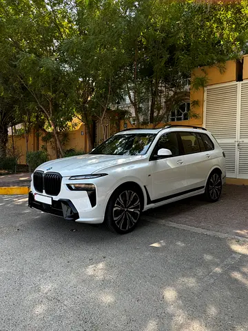 BMW X7 40i M sport , 2026 , 5 years service warranty