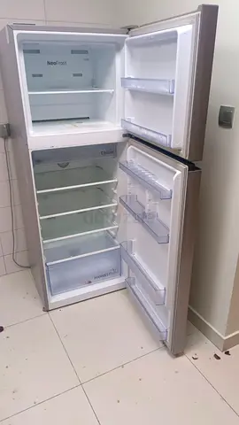 LG Refrigerator for Sale
