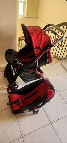 Stunning Travel System Stroller with Car Seat - Easy to Use!