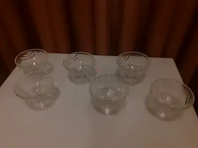 URGENT SALE: 6PC Dessert Bowl