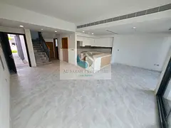 End Unit I 4 BR + M I Motivated Seller I Genuine