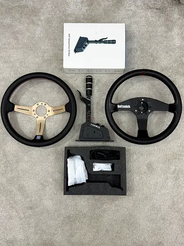 Racing Steering Wheel and MOZA Sequential Shifter, Quick Release