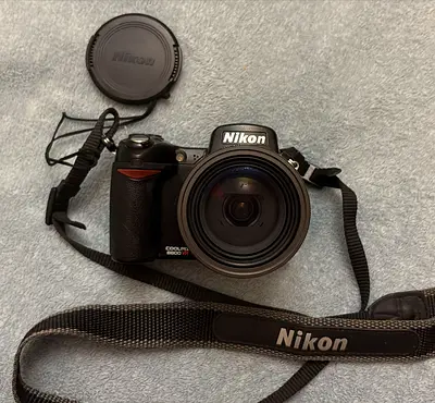 Nikon Coolpix E8800  camera