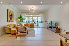 Spacious 1 Bedroom at Al Sarrood, Palm Jumeirah