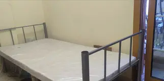 EXECUTIV  BED SPACE AVAILABLE  at SPAIN CLASTER IN INTERNATIONAL CITY Near to bus stop