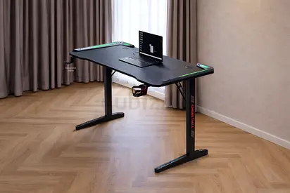 Modern Black Gaming Table – Gaming Table with RGB Remote