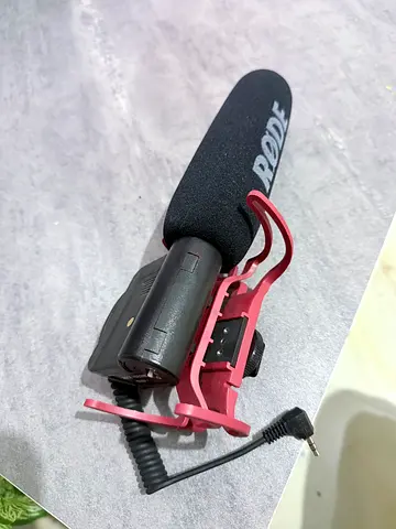 Rode Microphone with Shock Mount