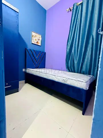 BRAND NEW SINGLE EXECUTIVE PARTITION AVAILABLE IN SHABIYA  12