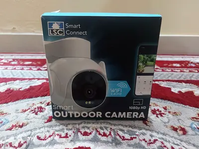 Smart Outdoor Security Camera in 1080p HD