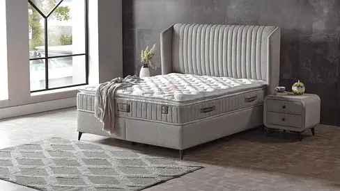 King Size 180×200cm Brand New Fully customizable Bedframe.