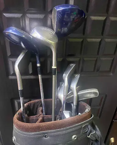 GOLF SET WILSON For Sale
