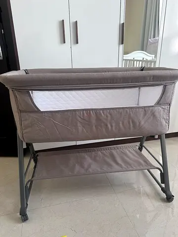 Baby crib