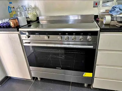 Siemens iq700 electric ceramic cooking range 5 zone oven dual fan stove 90x60