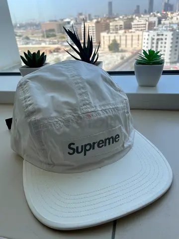 Supreme World Famous Cap