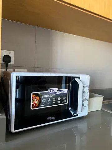 Microwave 2 week used