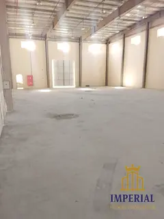 Warehouse available for rent with an area of 7,500 sq ft. Electricity capacity: 90 kW.