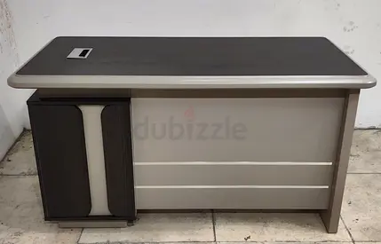 Modern Office Desk for Sale