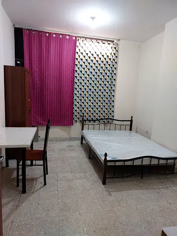 FAMILY ROOM FOR RENT