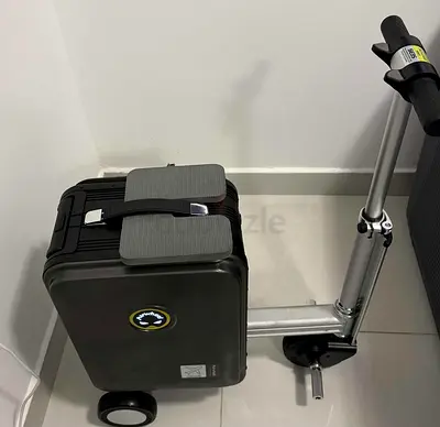 شنطه سكوتر معاكي في اي مكان