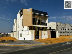 Villa directly from the owner, personal finishing, on a main street, close to all services, freehold