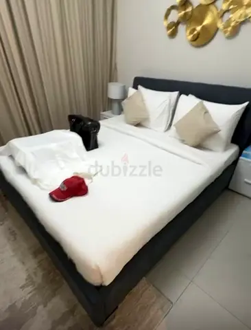 Comfortable super King Size Bed with Stylish Headboard with mattress