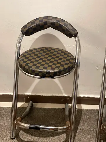 Bar chairs