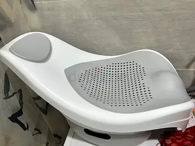 Baby bath tub