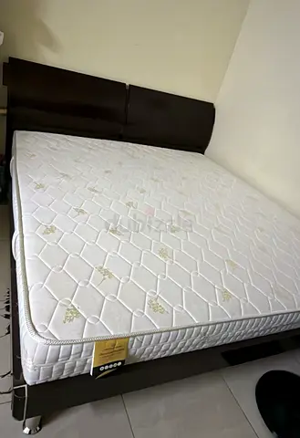 Comfortable King Size Mattress for Sale