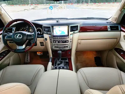 2015 Lexus LX-SERIES 照片 14