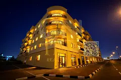 Below market price - Special price - Prime location - With balcony - Gym, swimming pool, and Spa- Ex