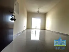 Two bedrooms and a living room, first time to live in, with a spacious area and a balcony.