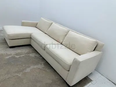 Selling west elm beige color sofabed