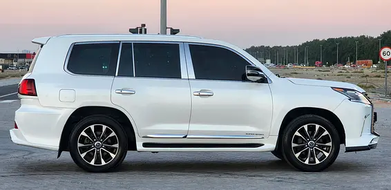 2015 Lexus LX-SERIES 照片 10