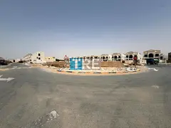 URGENT SALE CORNER RESIDENTIAL PLOT FOR SALE IN HELIO 2